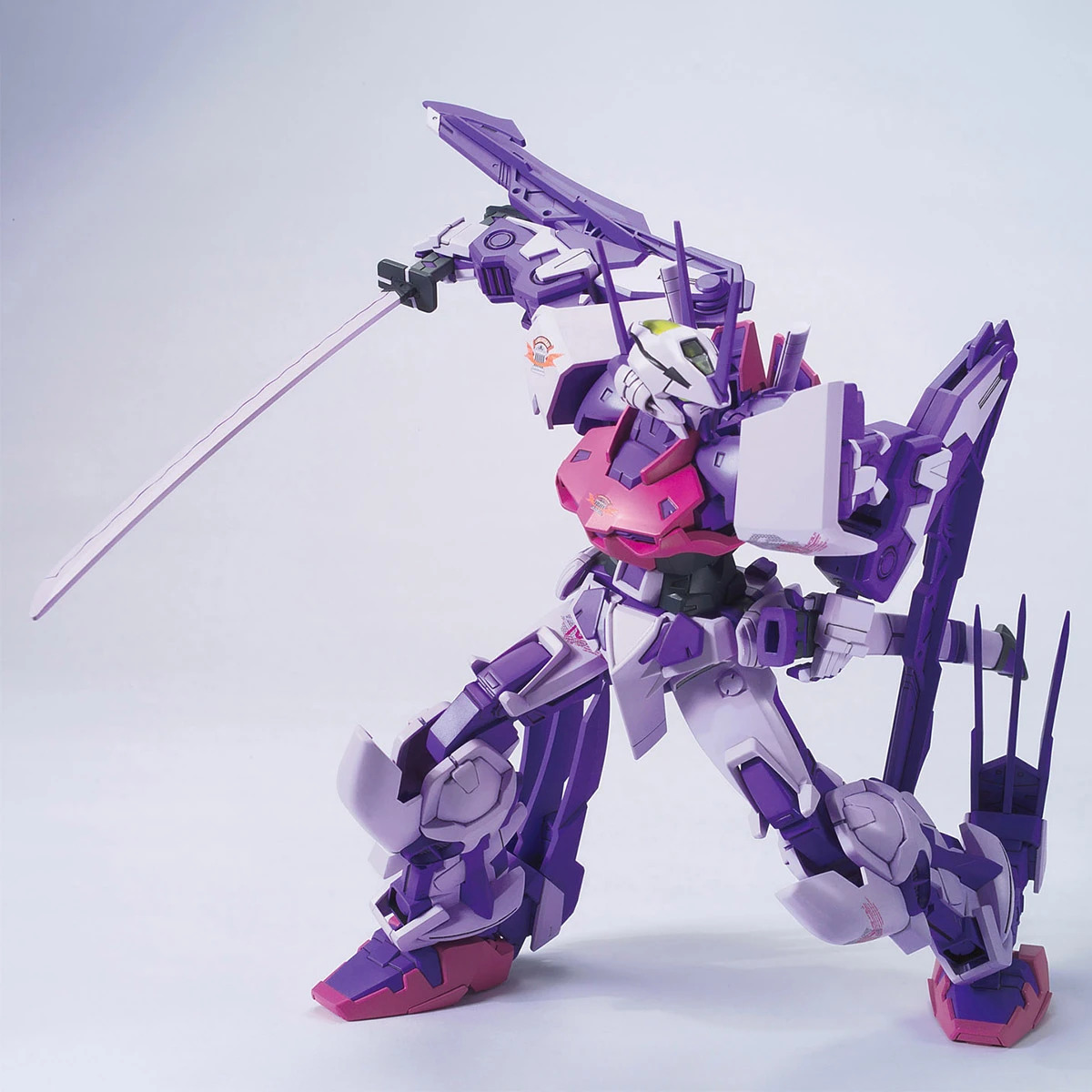 BANDAI GUNPLA Gundam Astray Mirage Frame 02