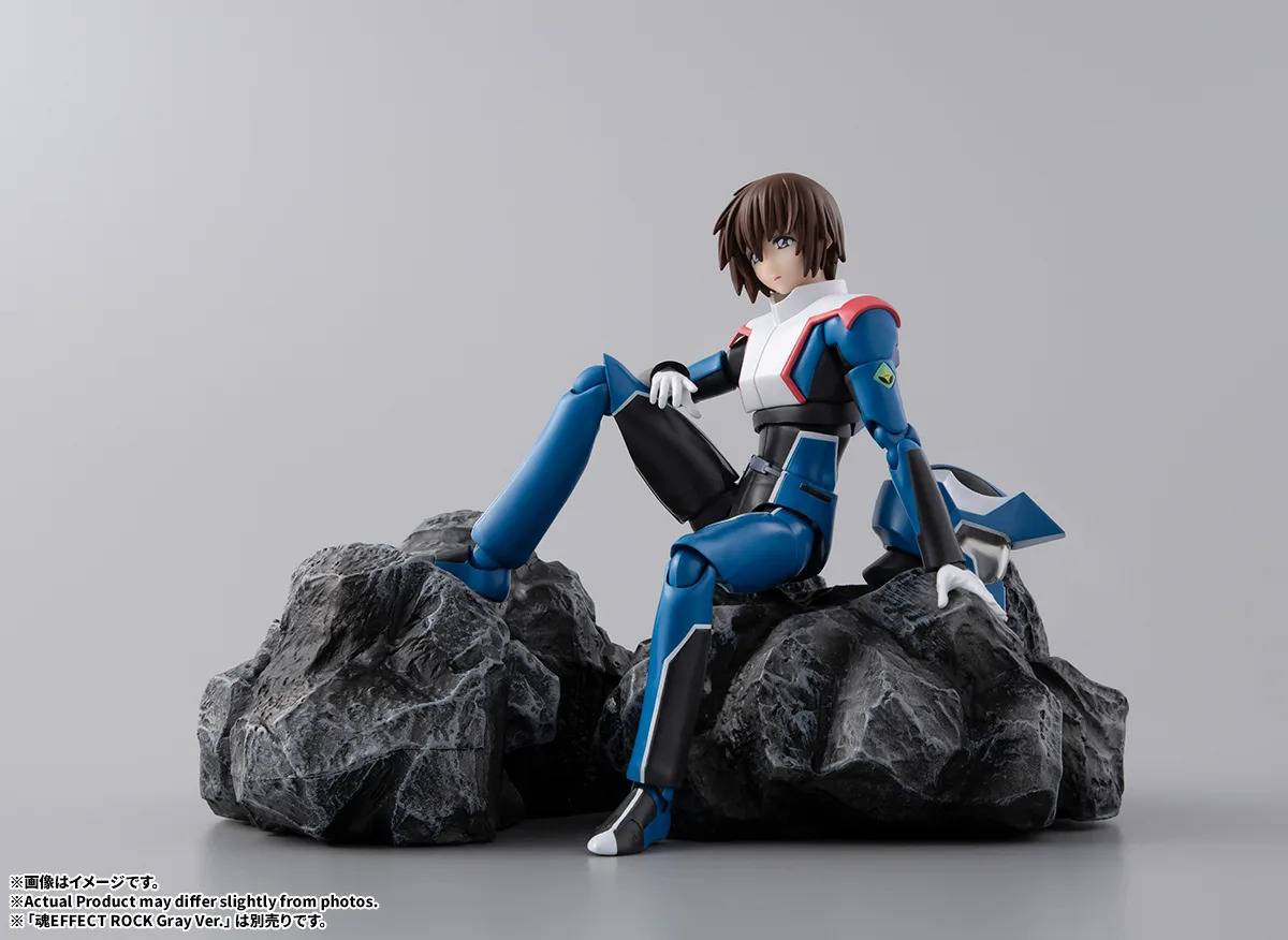 shfiguarts-mobile-suit-gundam-seed-kira-yamato-orb-union-pilot-suit-ver-bandai-spirits- (6)