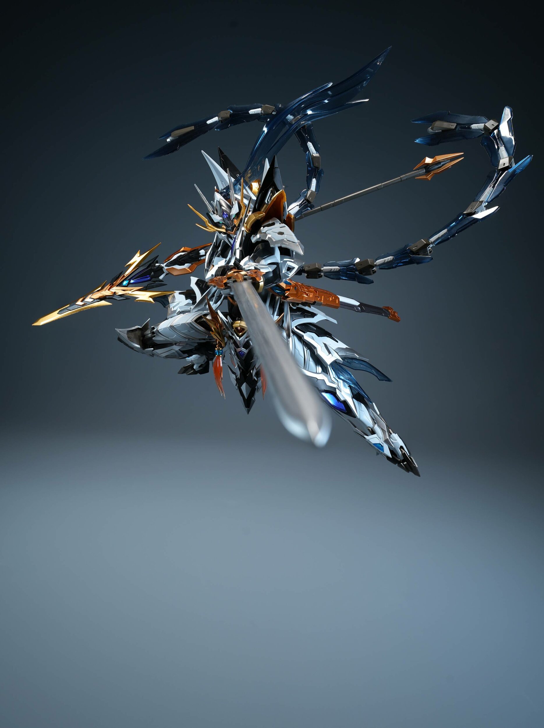 legend-of-star-general-zhao-yun-white-dragon-horse-valiant-color-ver-plastic-model-mnp-xh05wa-motor-nuclear- (6)