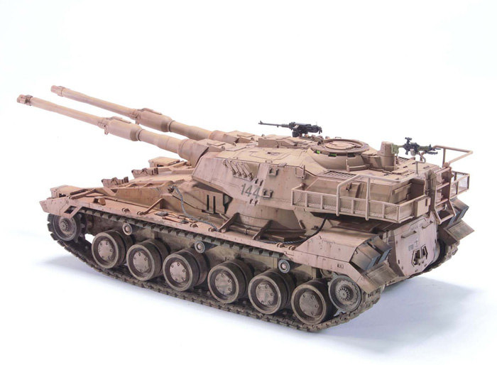 uchg06-efgf_m61a5_main_battle_tank-2