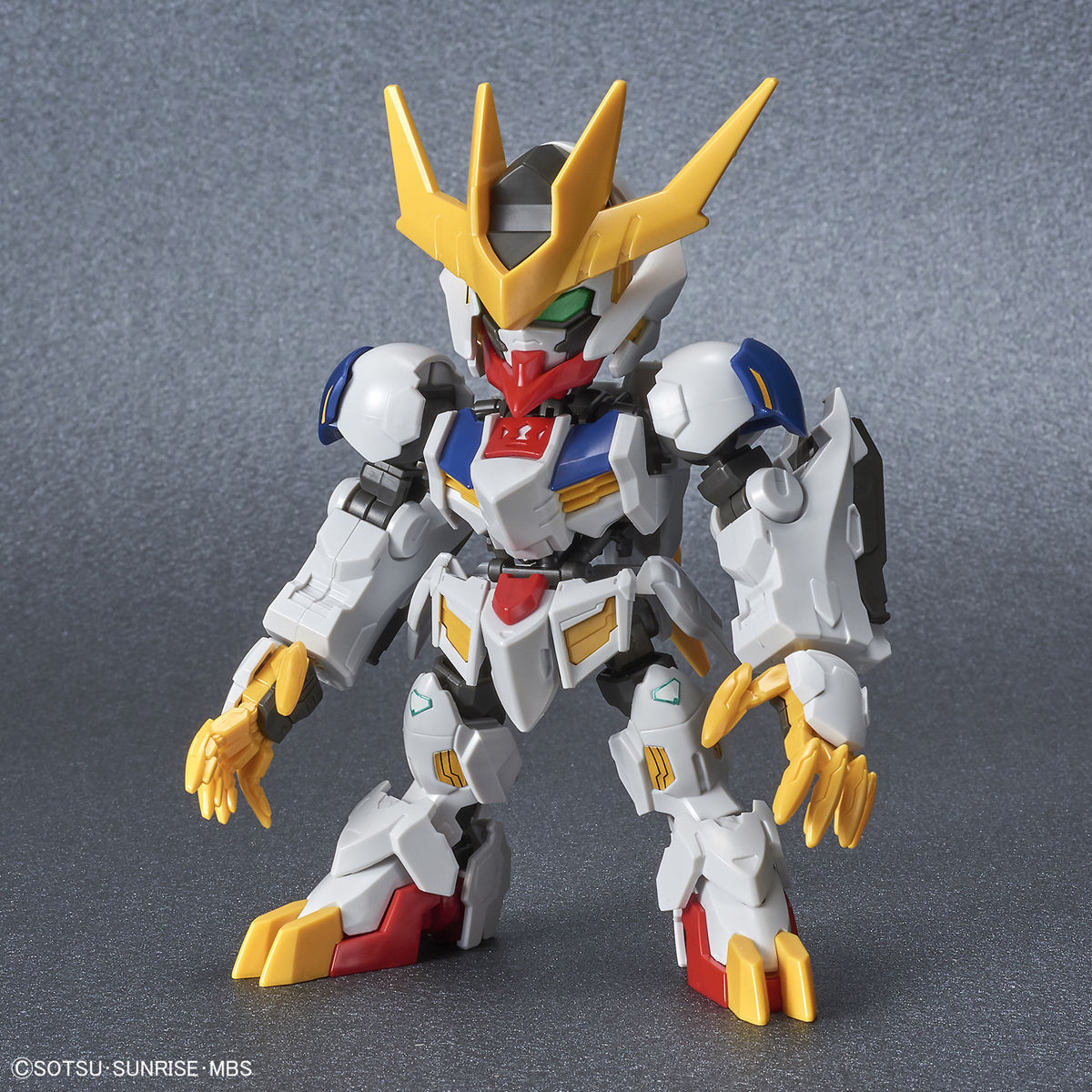 BANDAI GUNPLA Cross Silhouette Gundam Barbatos Lupus Rex j vue complementaire
