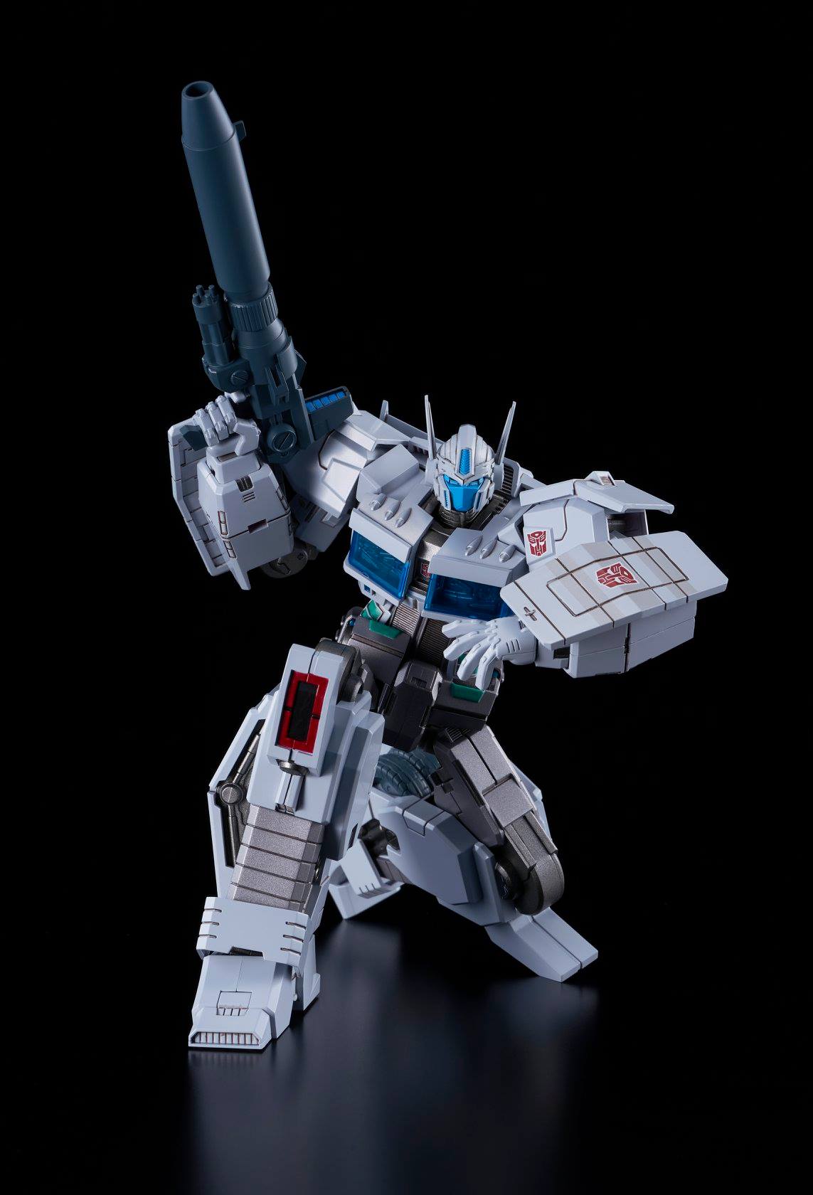 flame_toys-ultra_magnus_idw-4