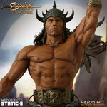 conan-statue-16-pvc-static-6-conan-the-barbarian-1982-63-cm-mezco-toys (10)