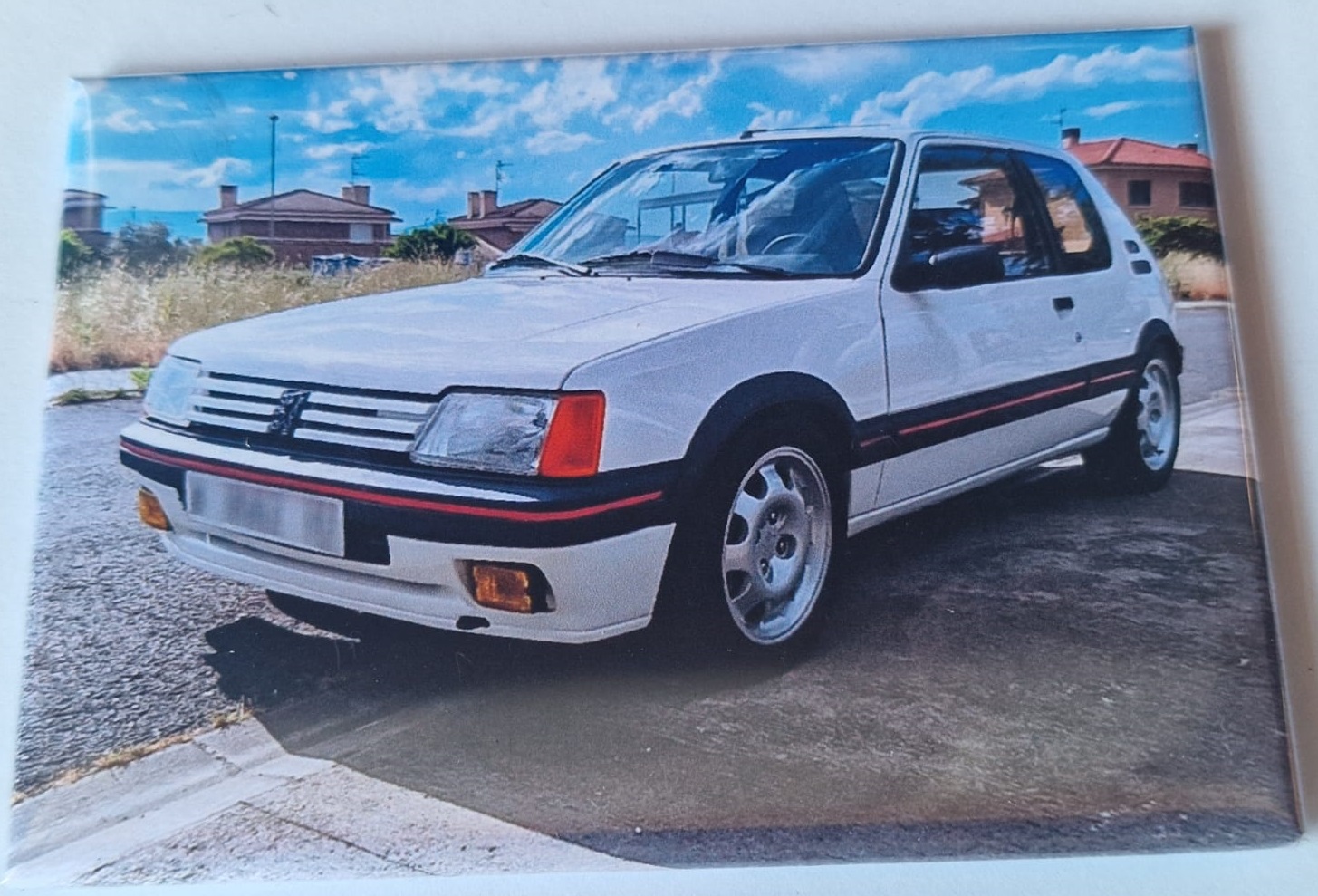 205 GTI blanche