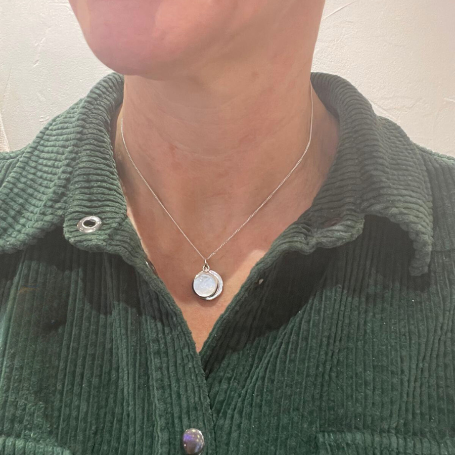 pendentif argent nacre rond TESS
