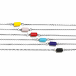 Présentations de Bracelets alignés argent et pastilles de couleur