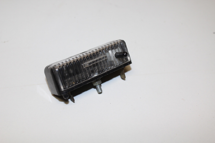éclaireur coffre neuf d'origine RENAULT - RENAULT - autopieces-ancienne