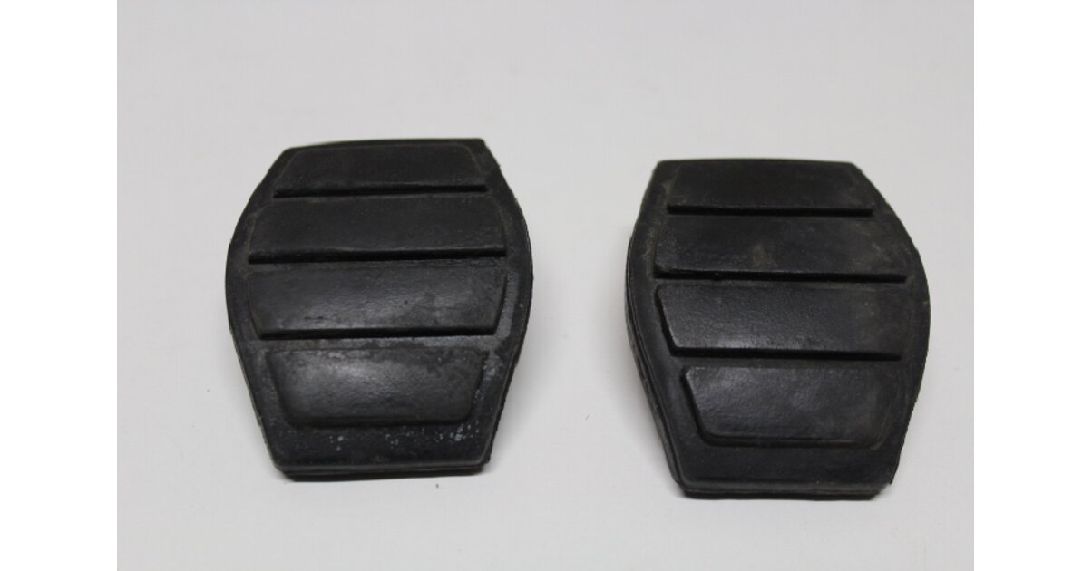 Lot De 2 Tampons Caoutchouc Pour Pédales De Frein/embrayage Ford - ROBUST - Référence EY162457AA, Compatible B-Max, Fiesta, Ecosport, Ka+, Tourneo Courier