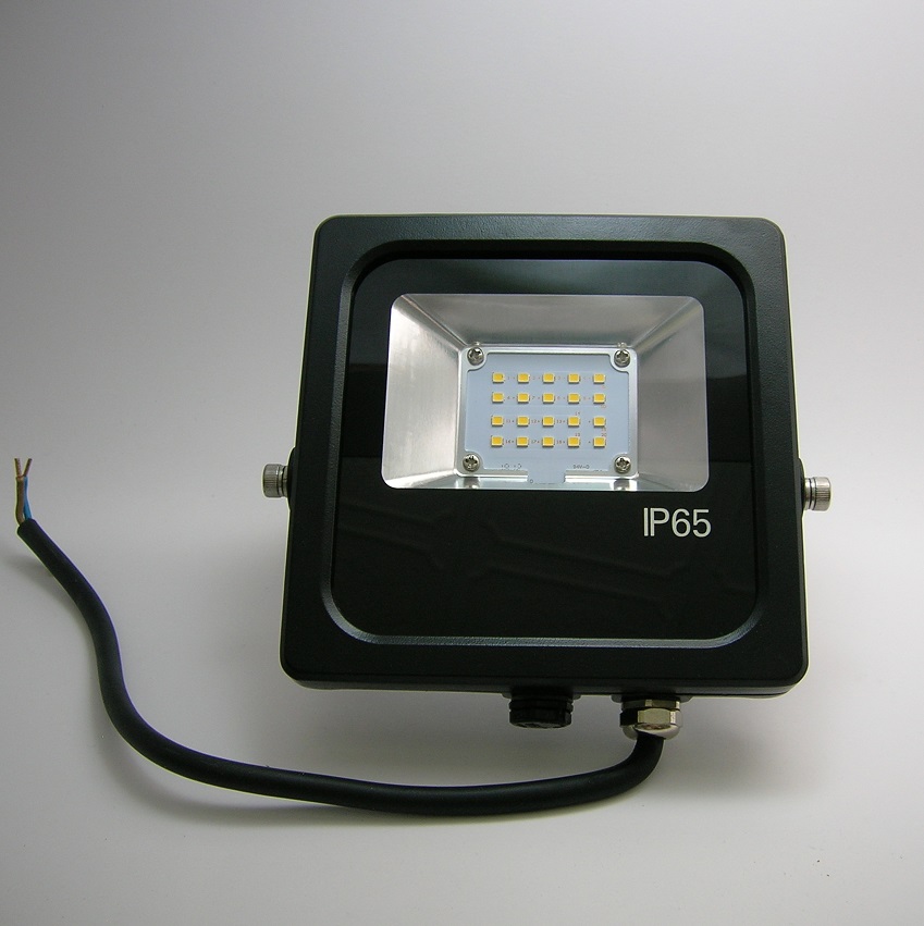 Projecteur LED Ge-lighting 20W IP65-1