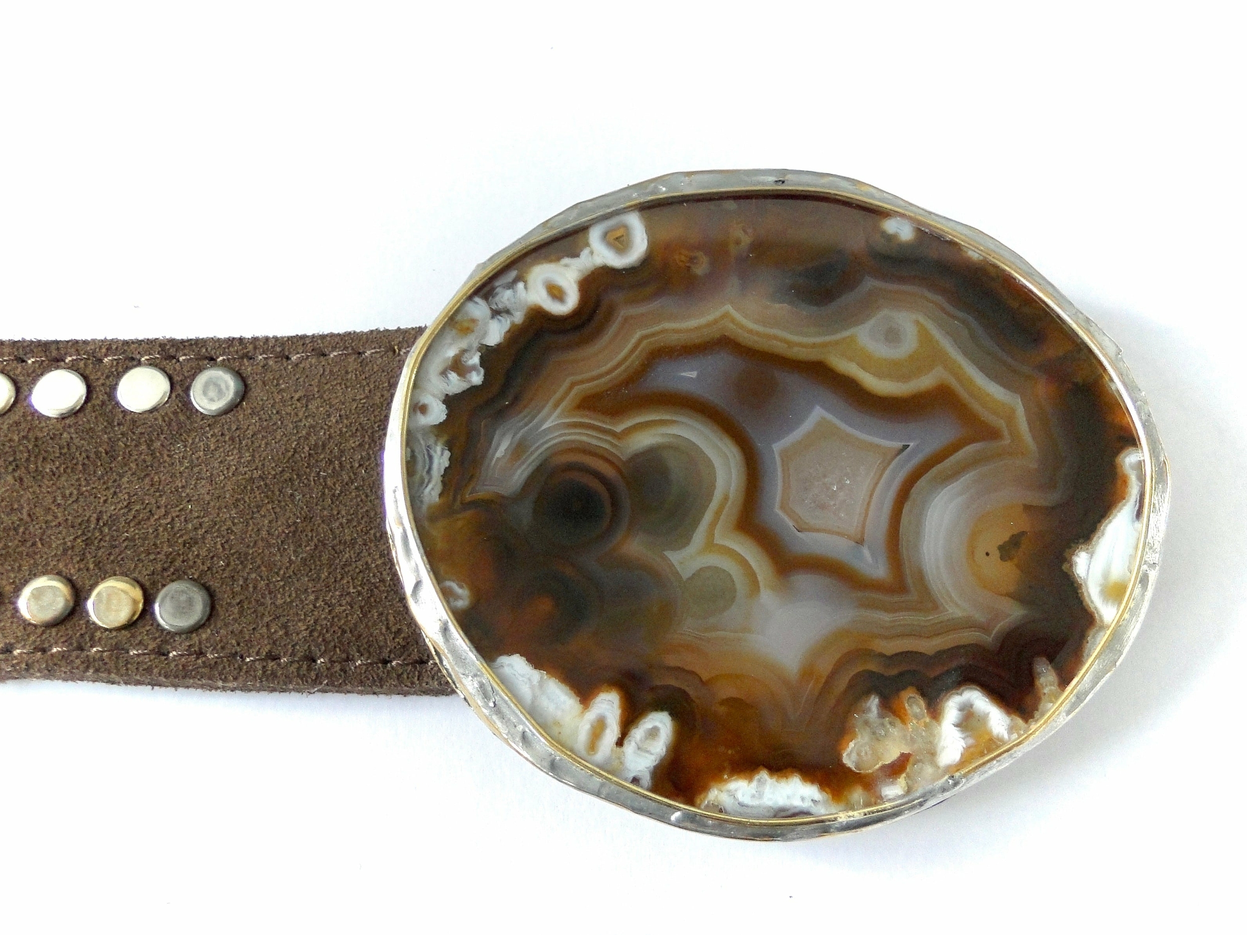 Détail boucle en agate naturelle ceinture AVA Marie Lindien