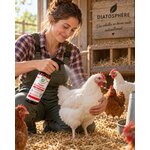 Spray antipoux Pouzen Mallophage Diatosphère utilisé sous les plumes d’une poule