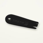 Tire-tique Tikatik noir avec écriture en relief