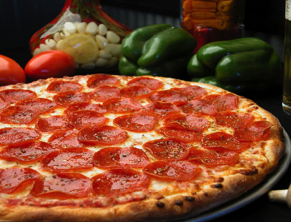 92826_Pizza-SALAMI-Tomate-mozzarella-salami-doux-Billy-Pizzeria-ANDENNE-SEILLES-Billy-Pizzeria