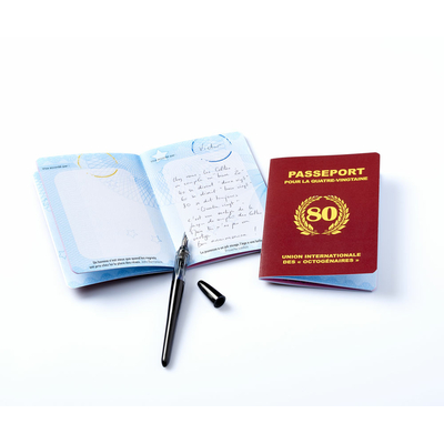 Cadeau Anniversaire 80 ans original : livre d'or "Passeport pour la Quatre-Vingtaine"