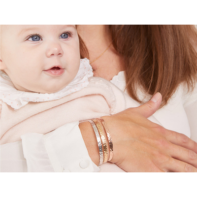 Jonc ouvert martelé personnalisé