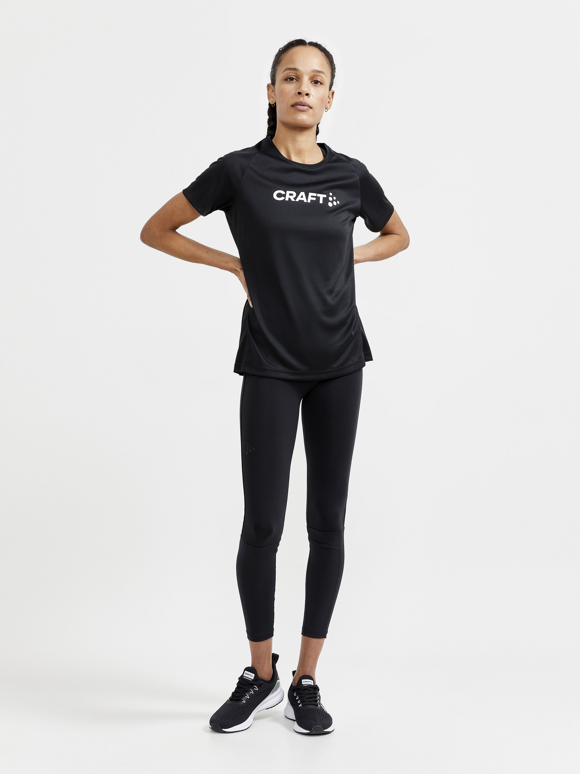 CRAFT_1911785-999000_tee-shirt_CORE_ESSENCE_ Logo_Tee_woman_black_sgequipement_sg_equipement (5)