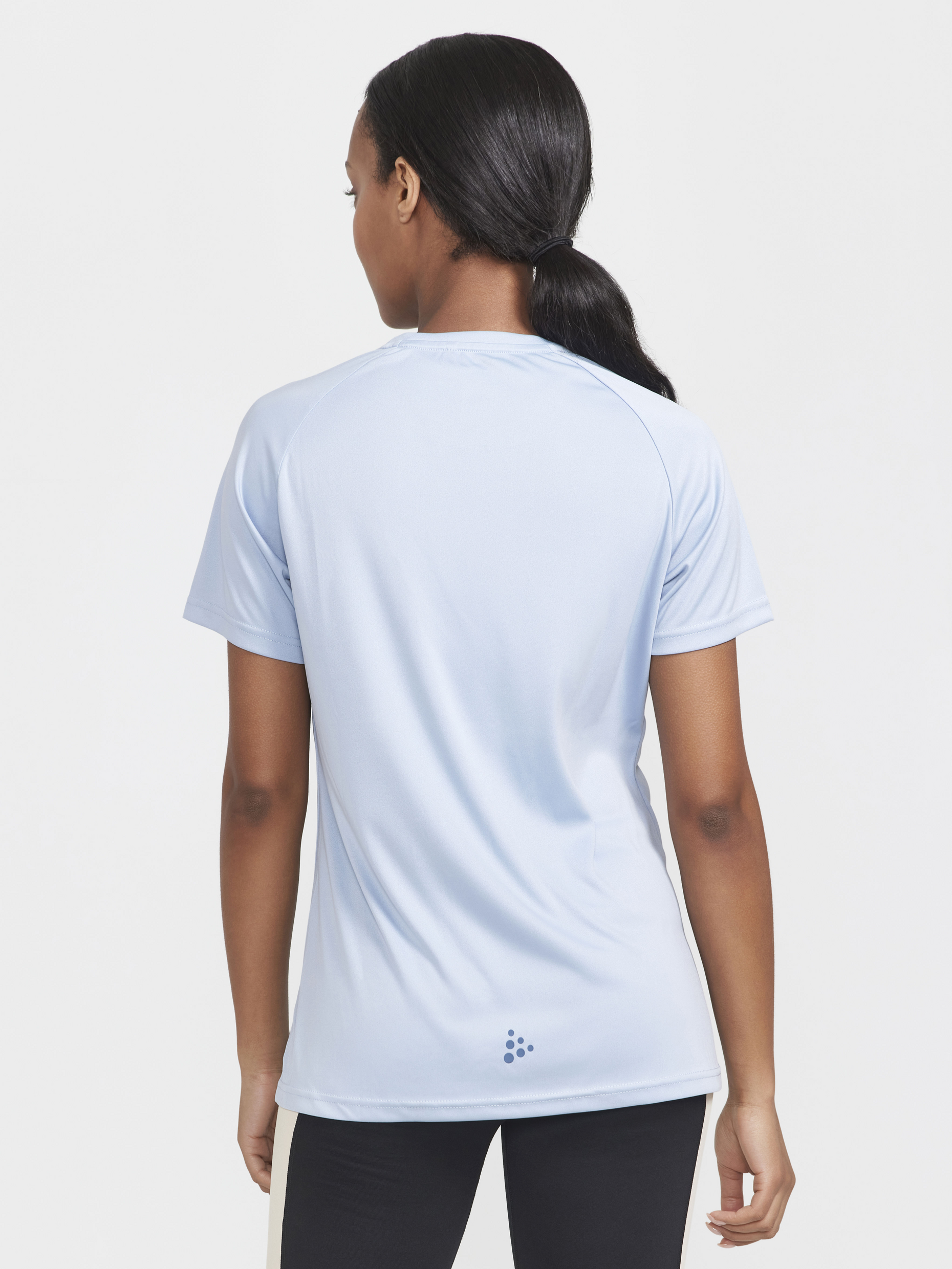 CRAFT_1911785-909000_tee-shirt_CORE_ESSENCE_ Logo_Tee_woman_sulfur_sgequipement_sg_equipement  (3)