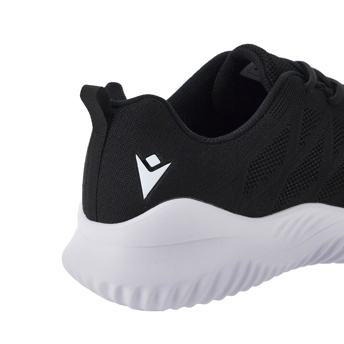 MACRON_5026105__chaussures_de_sport_ETESIAN_noir_sgequipement_sg_equipement (3)