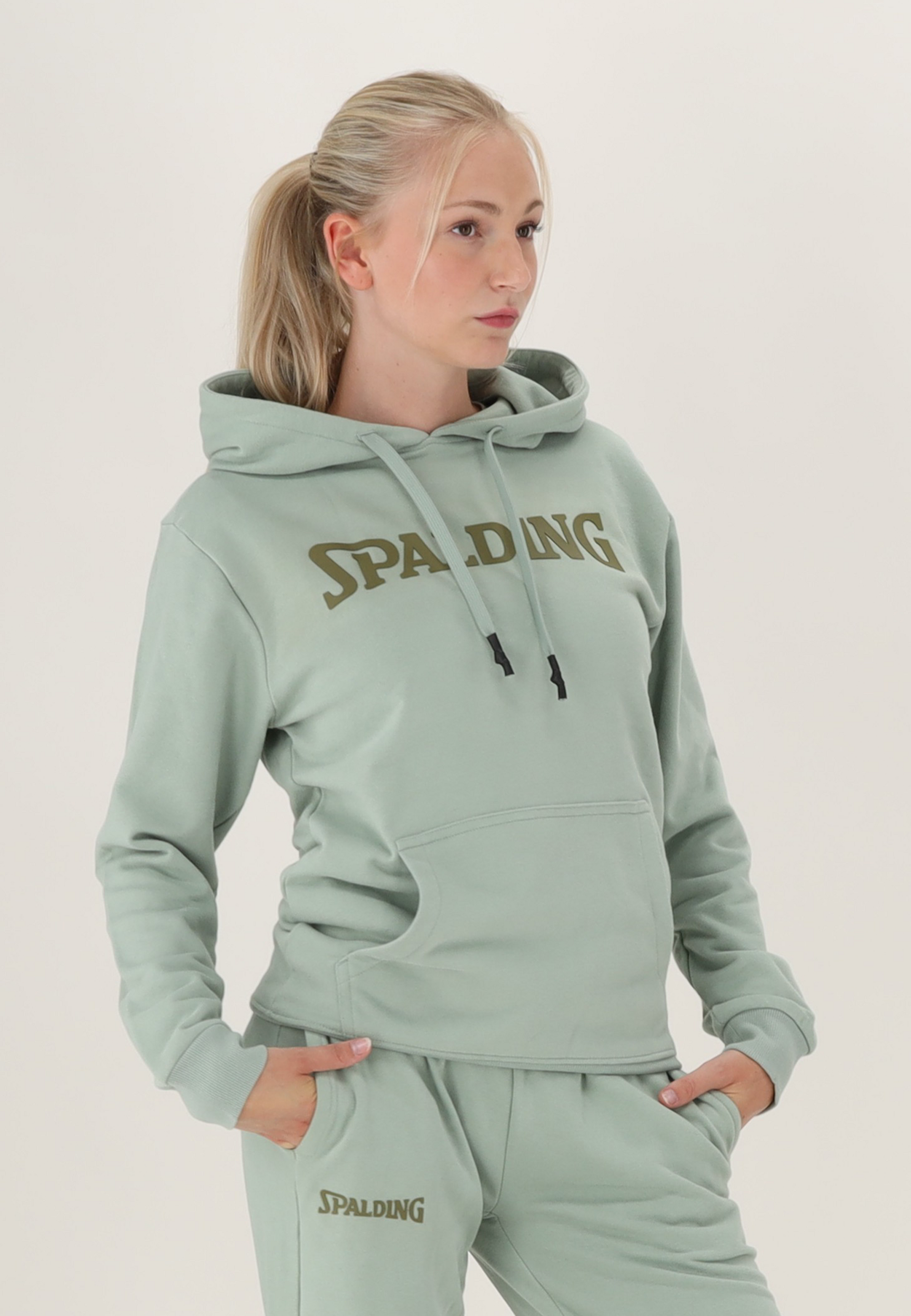SPALDING_40232040-LG-KH_hoodie_women_light-green_khaki_sweat_a_capuche_femme_sgequipement_sg_equipement (3)