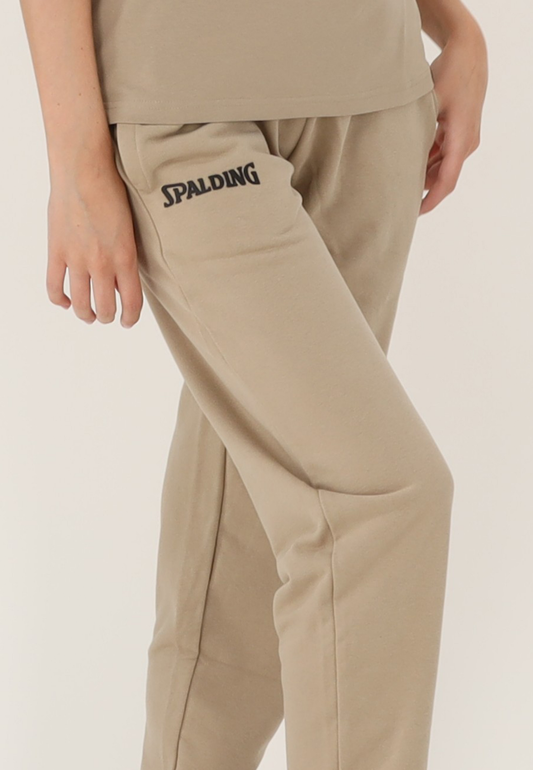 SPALDING_40232021-BE-BK_Jogger pants_women SS23_beige_black_pantalon_de_jogging_femme_sgequipement_sg_equipement (6)