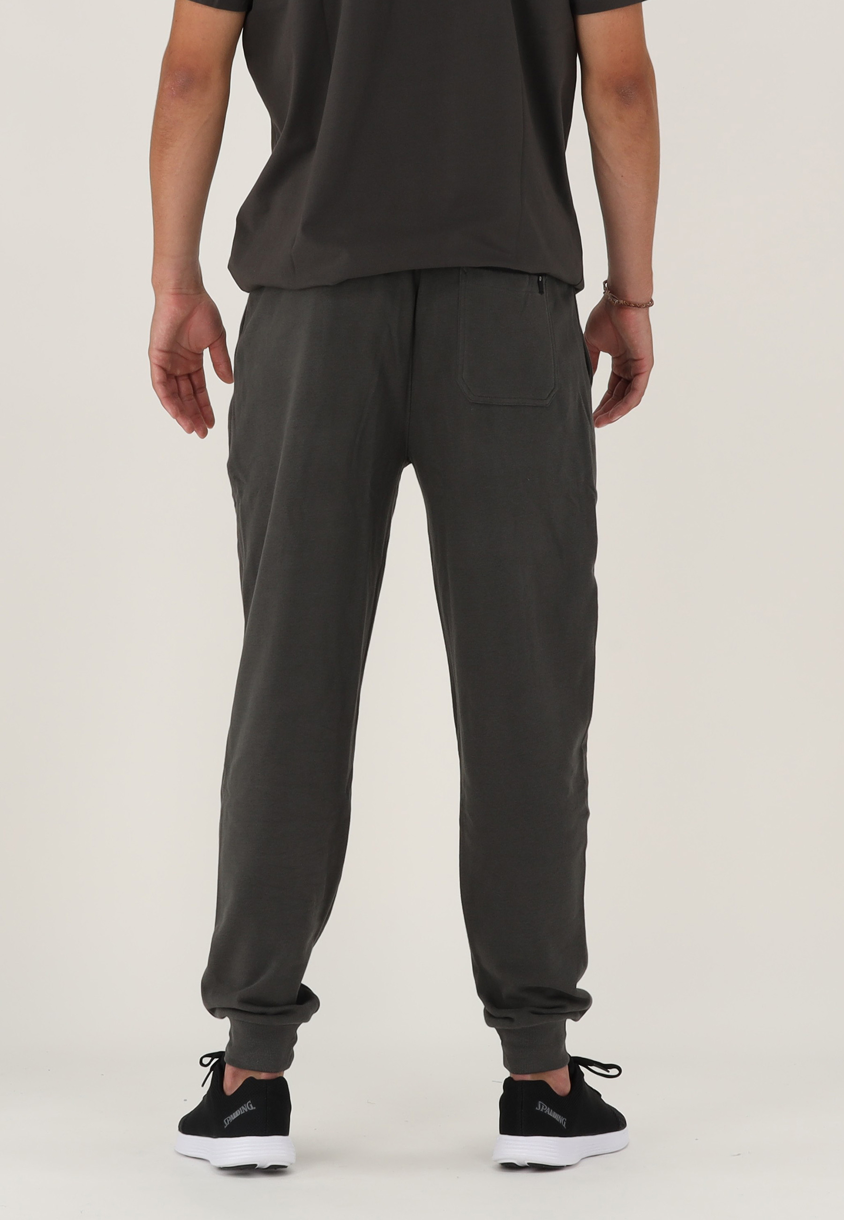 SPALDING_40232020-CH-BK_Jogger_pants_men SS23_charcoal_black_pantalon_de_jogging_homme_sgequipement_sg_equipement (3)
