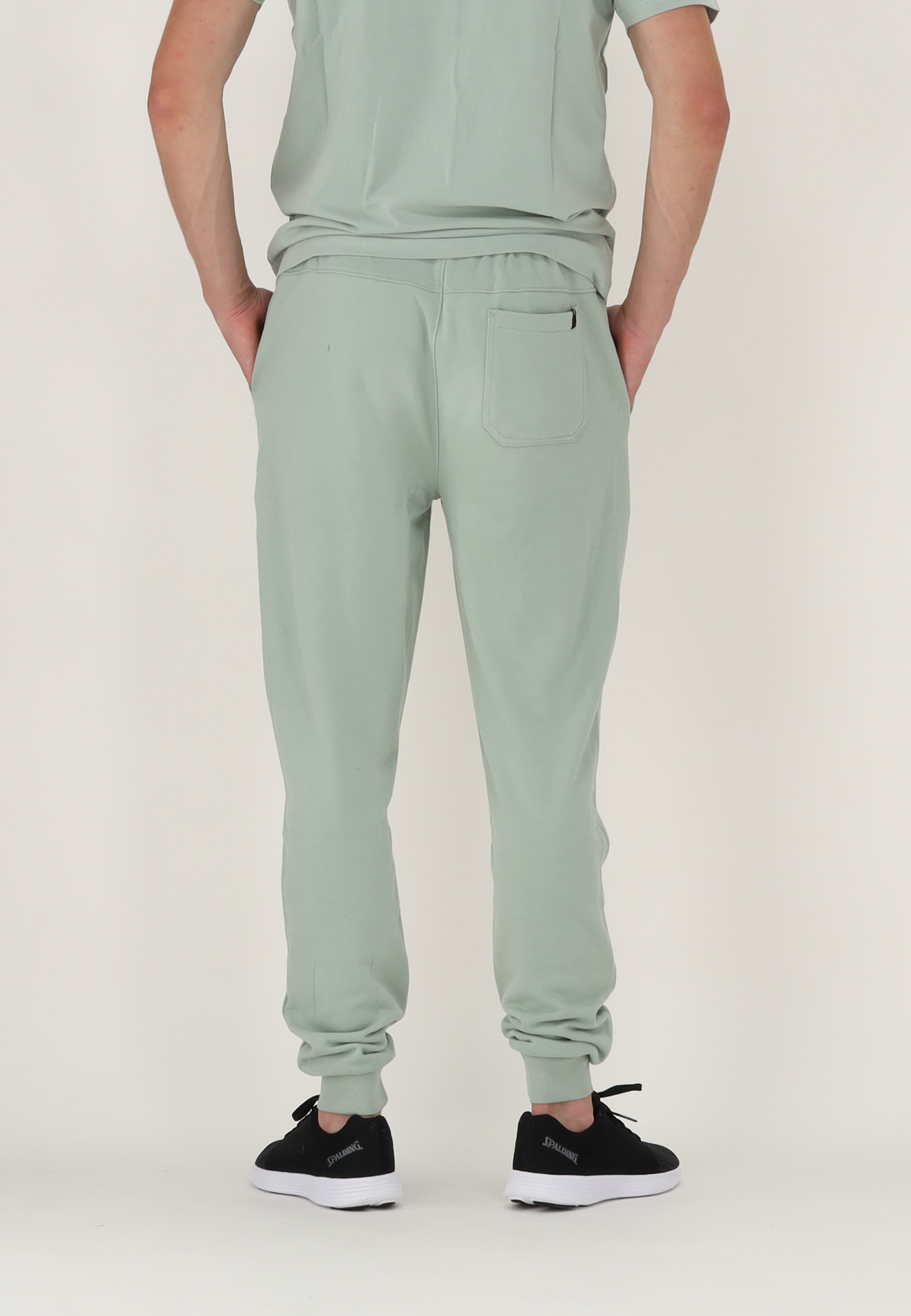 SPALDING_40232020-LG-KH_Jogger_pants_men SS23_light-green_khaki_pantalon_de_jogging_homme_sgequipement_sg_equipement (4)