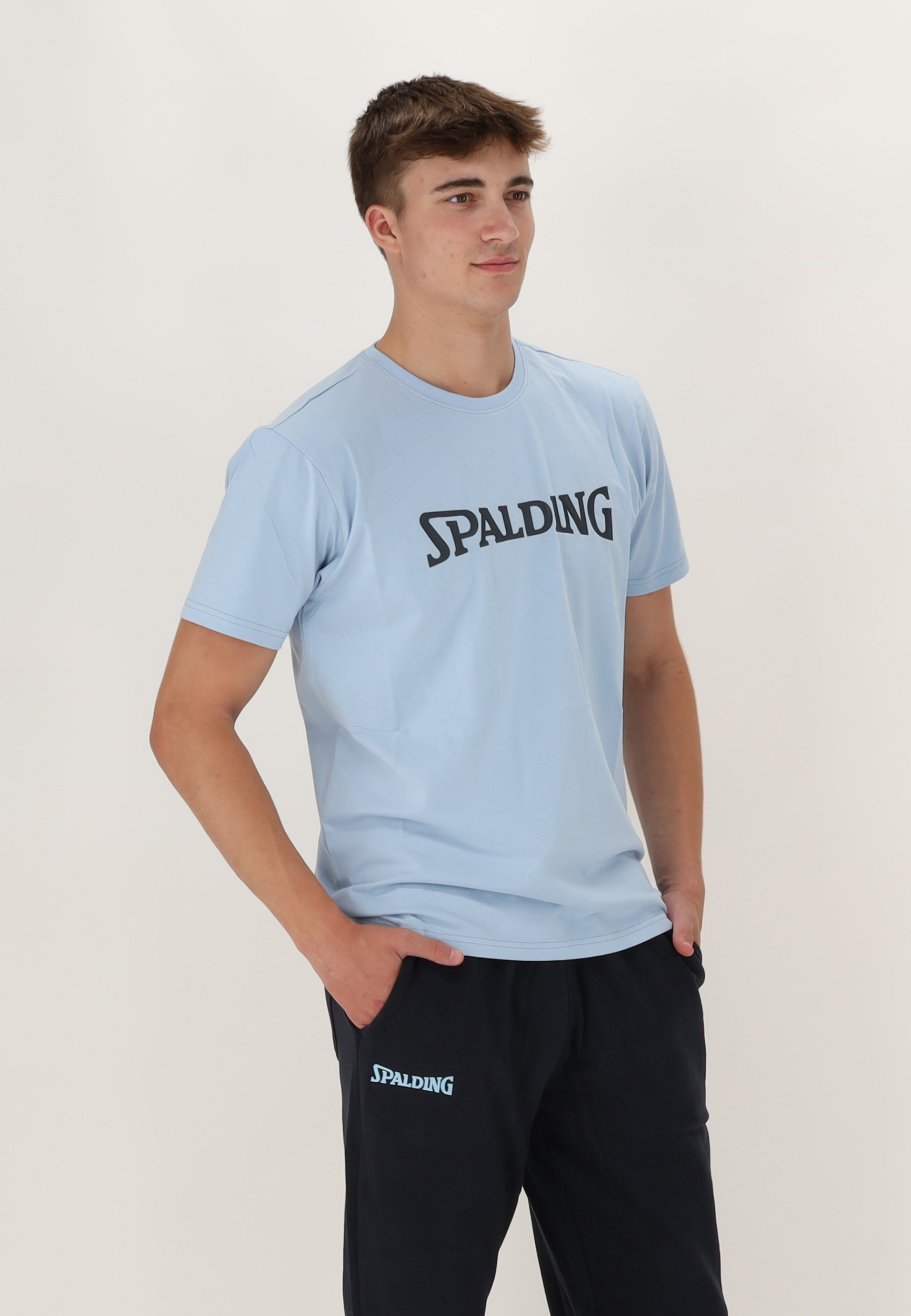 SPALDING_40232027-LB-NY_Tee-shirt_logo_men SS23_de_basket_light-blue_navy_sgequipement_sg_equipement (4)