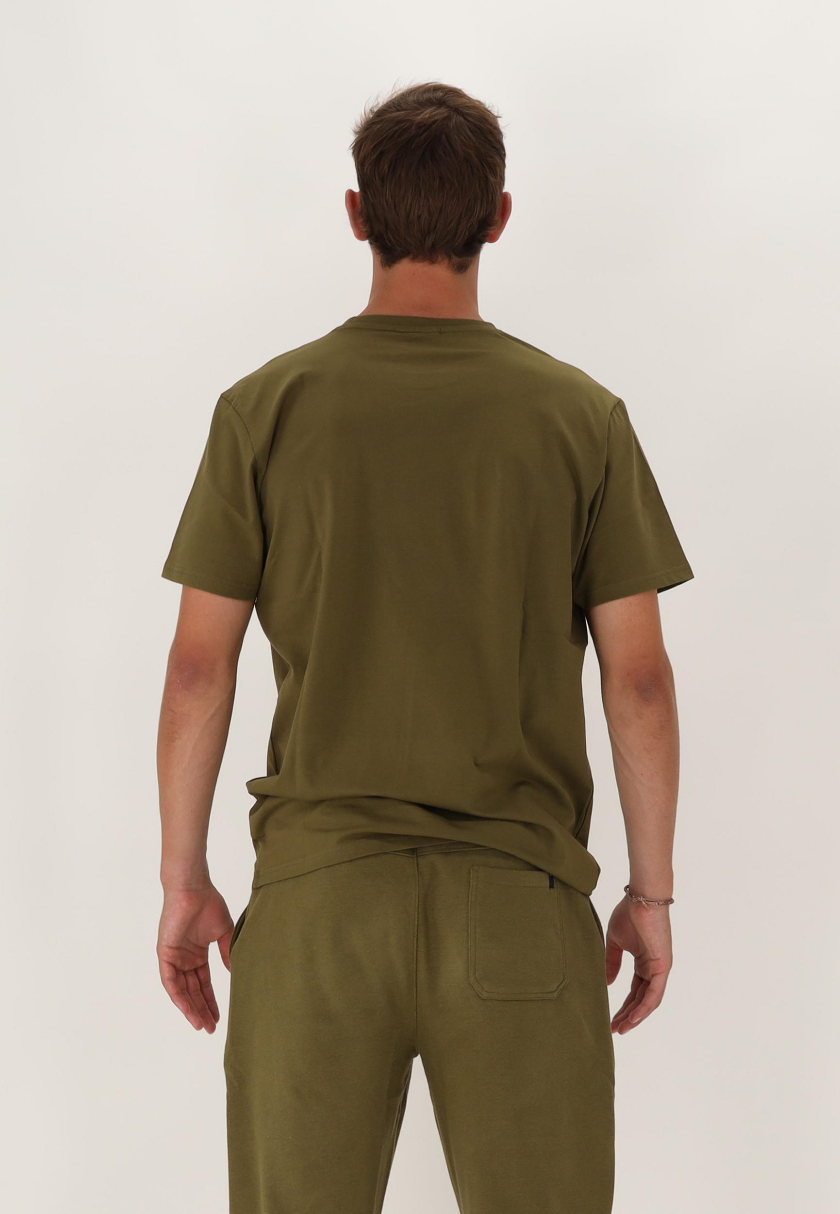 SPALDING_40232027-KH-LG_Tee-shirt_logo_men SS23_de_basket_khaki_light-green_sgequipement_sg_equipement (4)