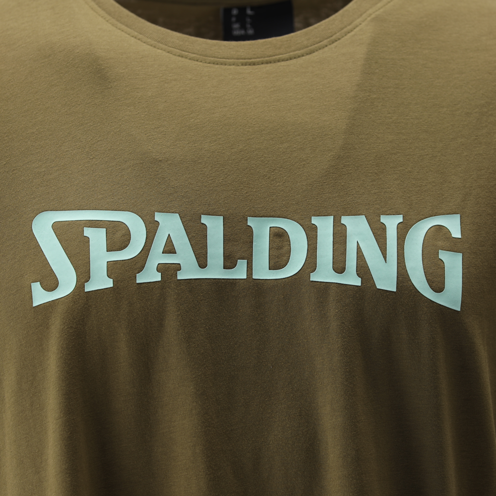 SPALDING_40232027-KH-LG_Tee-shirt_logo_men SS23_de_basket_khaki_light-green_sgequipement_sg_equipement (8)