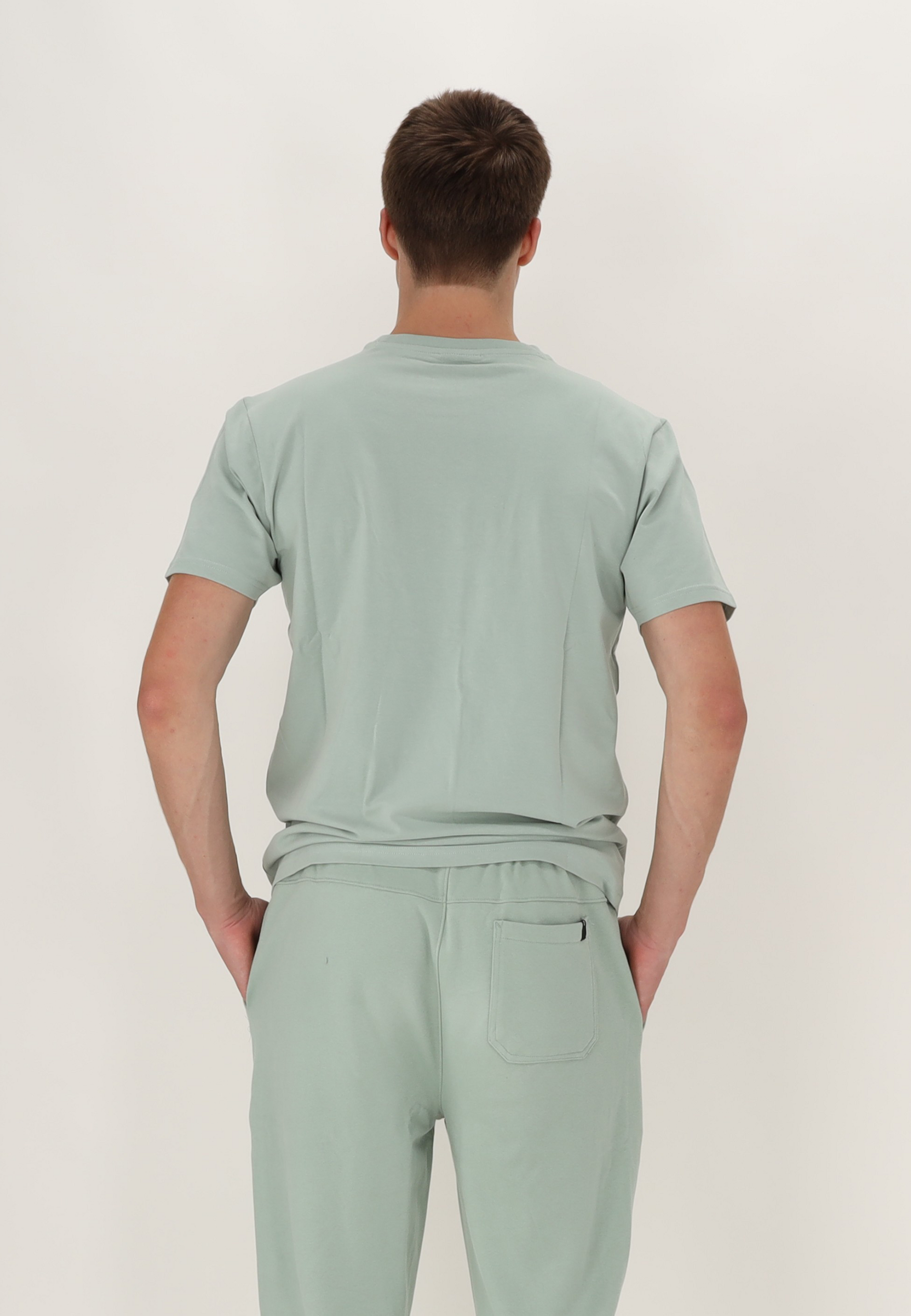 SPALDING_40232027-LGKH_Tee-shirt_logo_men SS23_de_basket_light-green_khaki_sgequipement_sg_equipement (4)