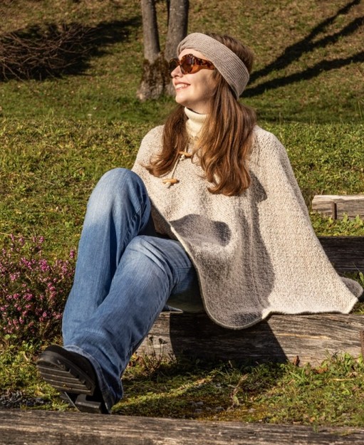PONCHO COL TRICOT 2