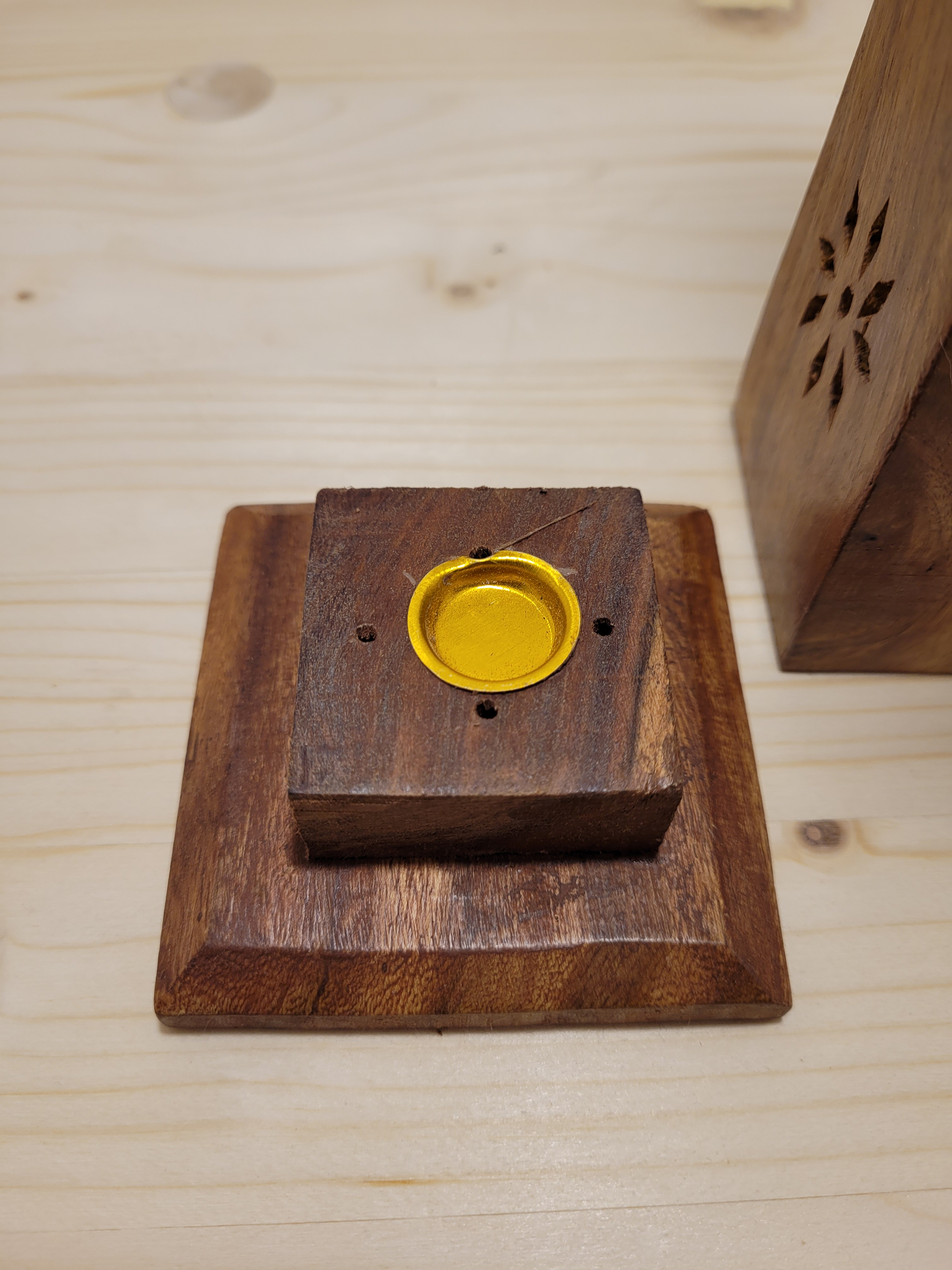 Porte encens tour bouddha 4