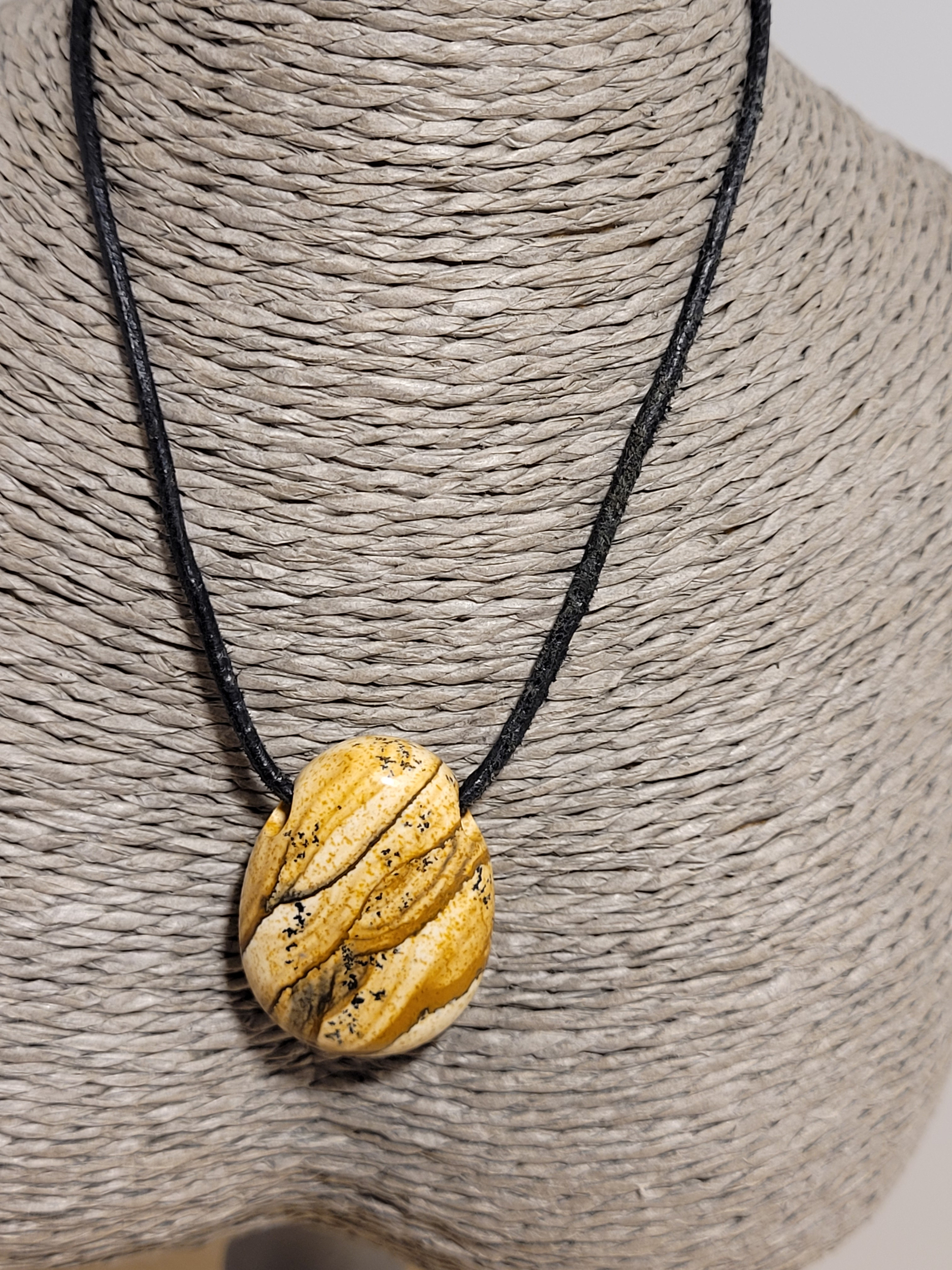 pendentif goutte percé de jaspe paysage 1