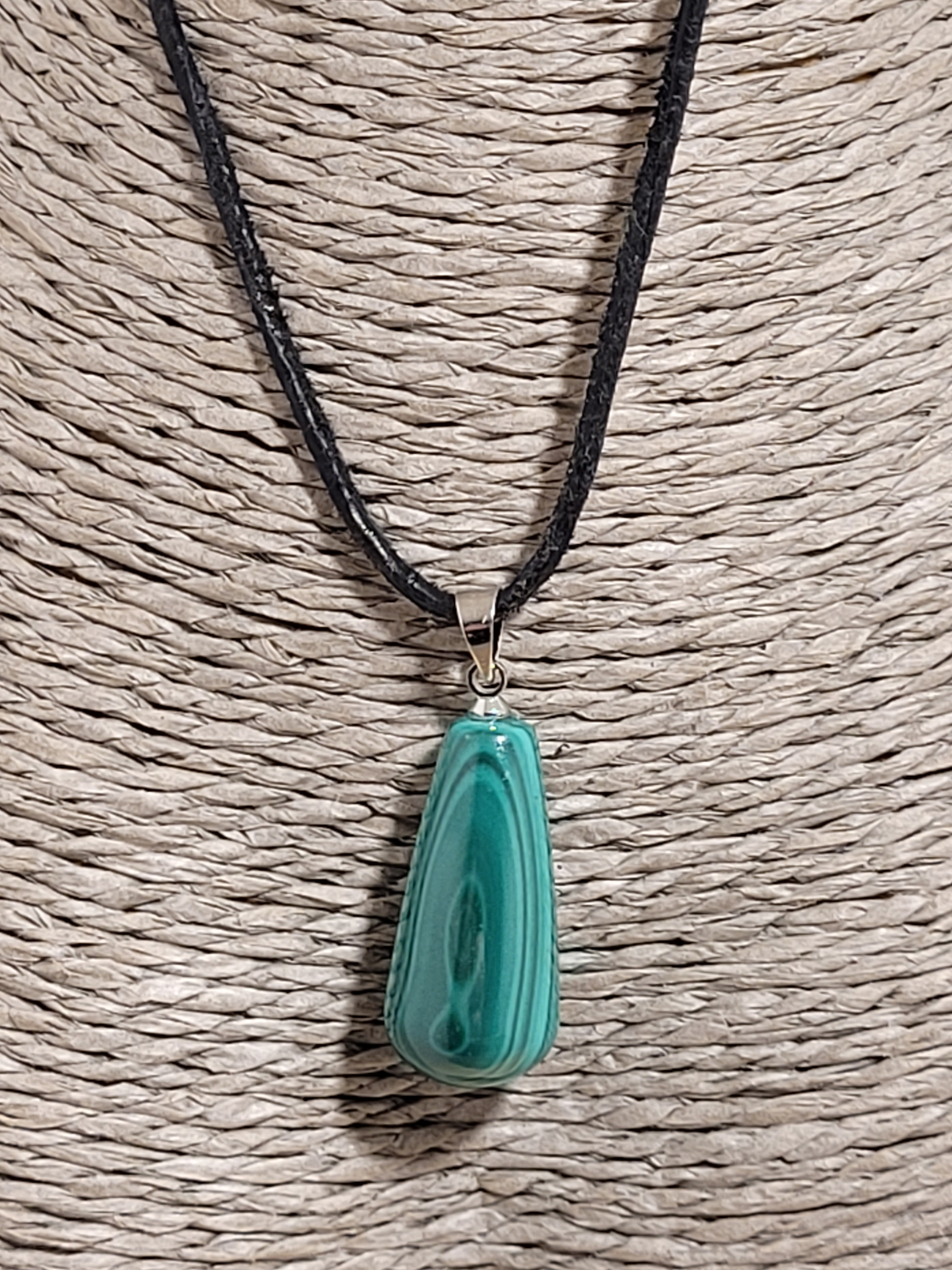 pendentif pierre polie  malachite 2