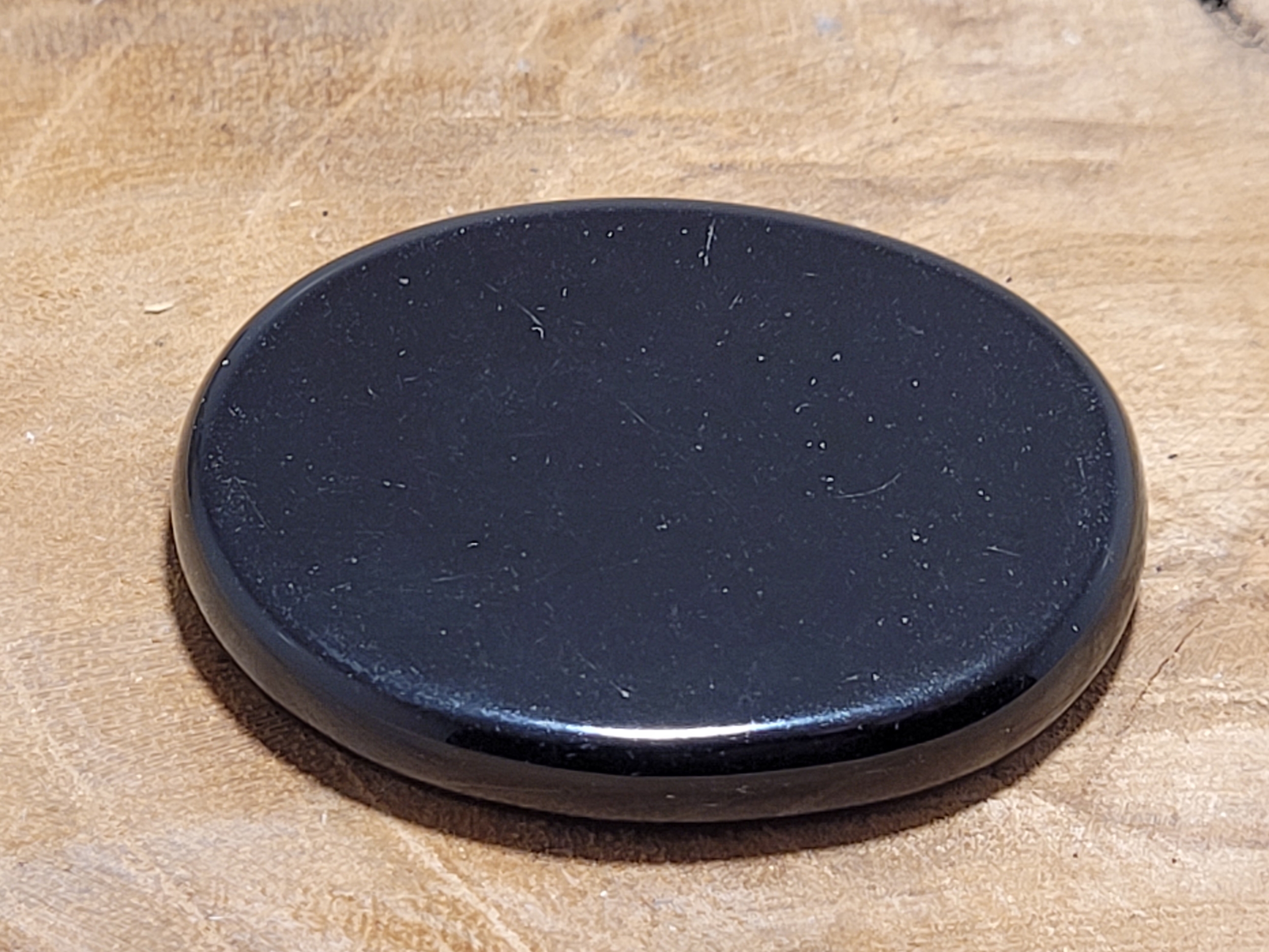 pierre plate obsidienne noire 2