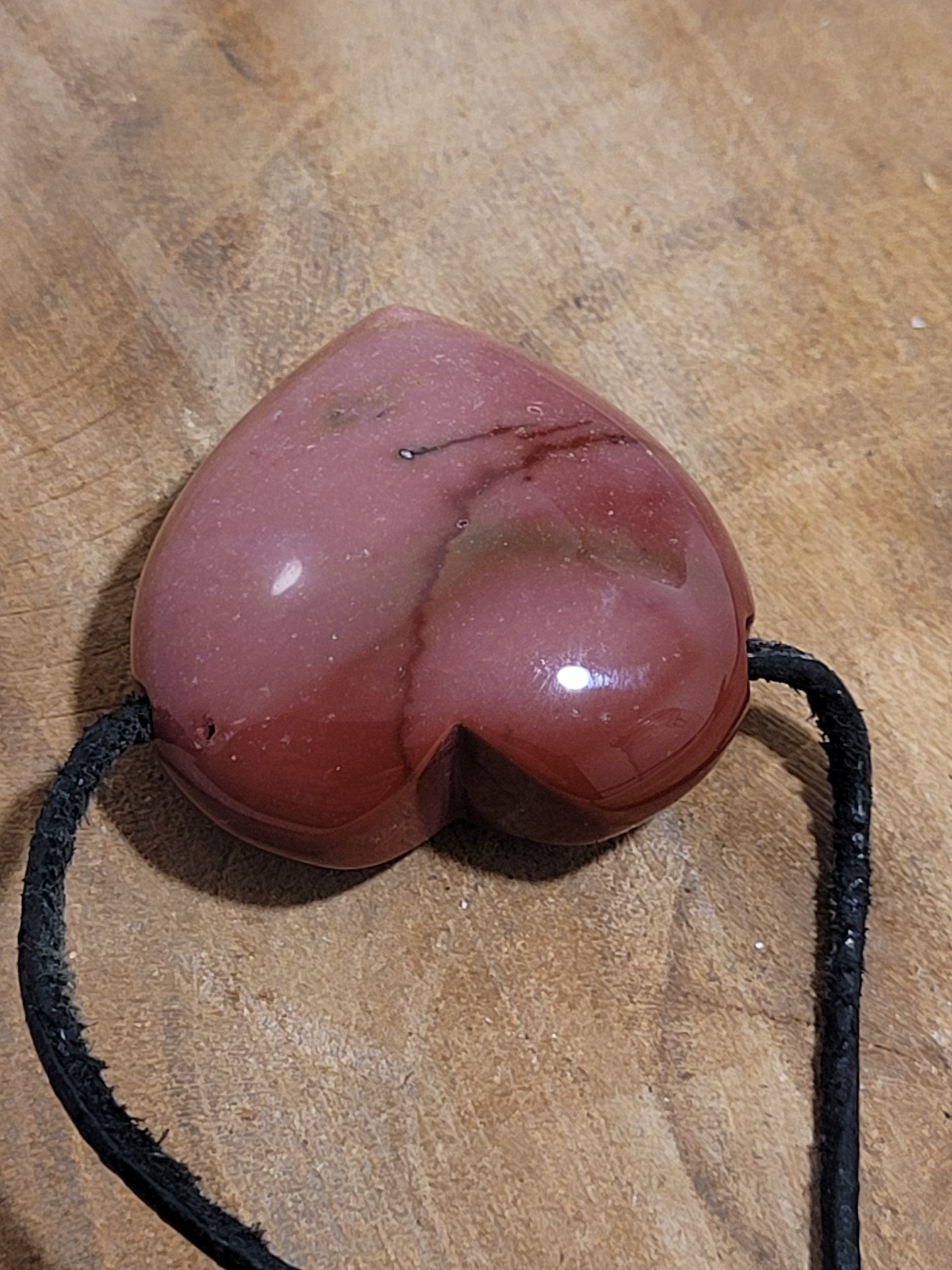 Pendentif coeur percé jaspe mokaïte 16