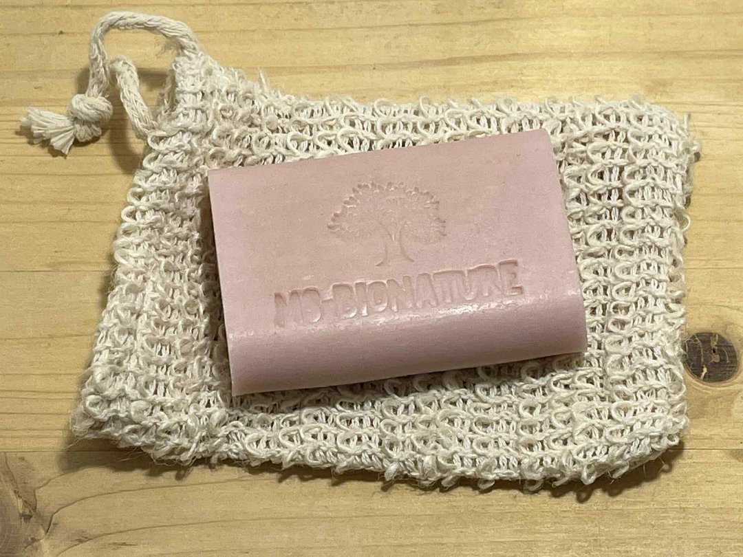 a savon cerise au lait dânesse frais bio 1