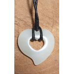 pendentif coeur dans un coeur jade vert 2