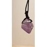 pendentif améthyste brute ficelle 1