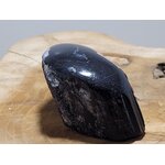 pierre brute 1 face polie tourmaline noire 2.5