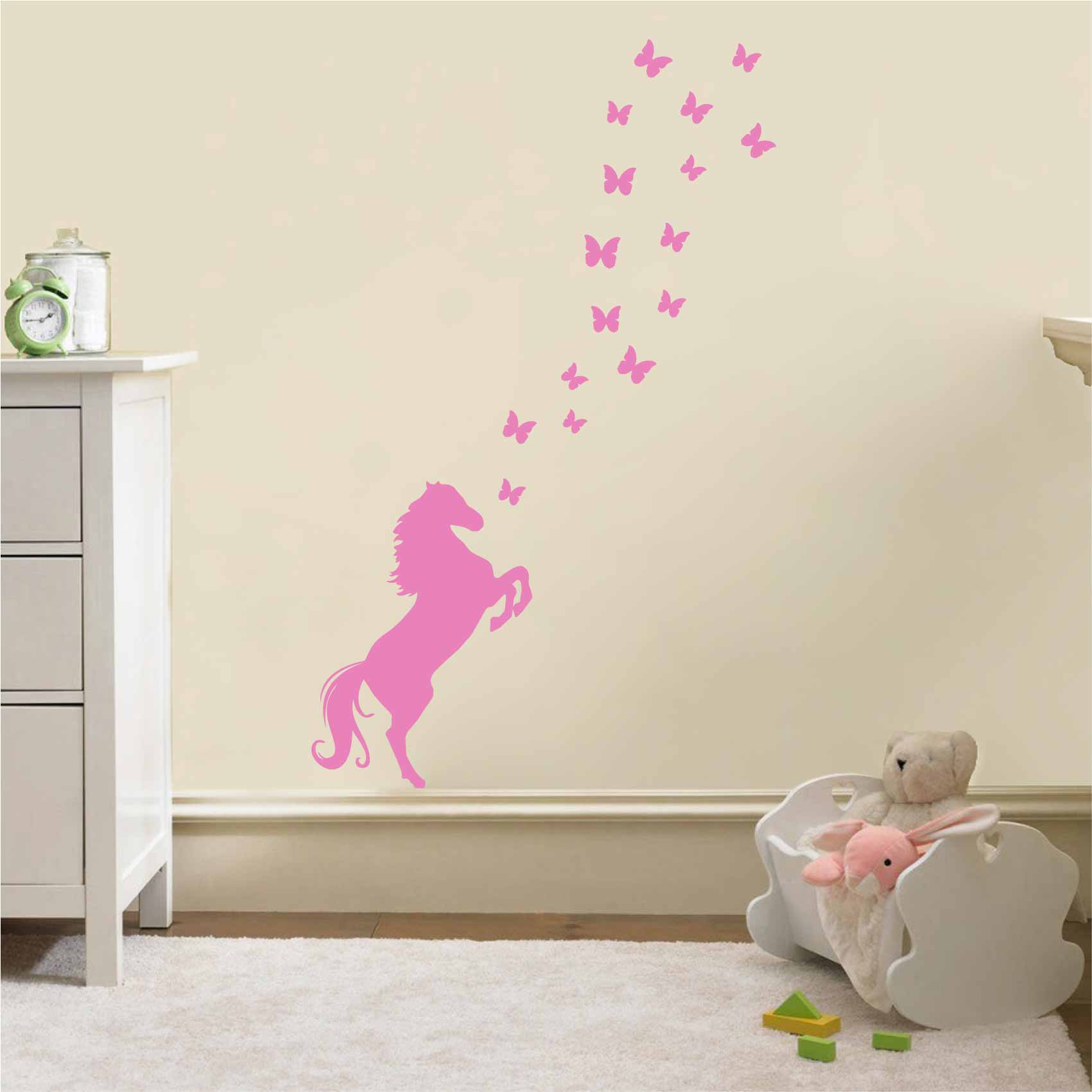 stickers-cheval-papillons-ref13cheval-autocollant-muraux-animaux-chevaux-papillon-sticker-mural-deco-salon-chambre-enfant