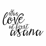 stickers-yoga-love-at-first-asana-ref24spirituel-stickers-muraux-spirituel-autocollant-salon-chambre-cuisine-sticker-mural-spiritualité-(2)