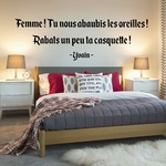 stickers-citation-kaamelott-ref28-yvain-femme-oreilles-casquette-serie-chambre-sticker-autocollant-mural-autocollants-muraux-min