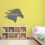 Stickers-cheval-nom-personnalisé-ref1chevalnom-autocollant-chevaux-deco-sticker-muraux-chambre-fille-enfant-mignon