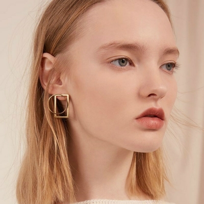 Boucles d'Oreilles Dorées Minimalistes Géométriques SMART