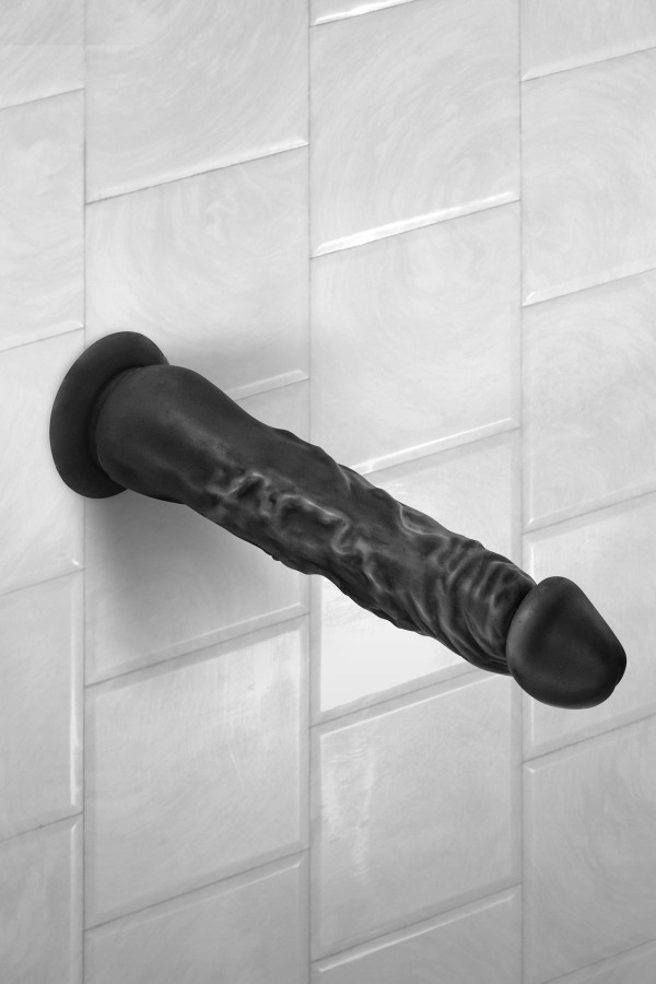 gode-ventouse-noir-realbody-21.5cm.-2