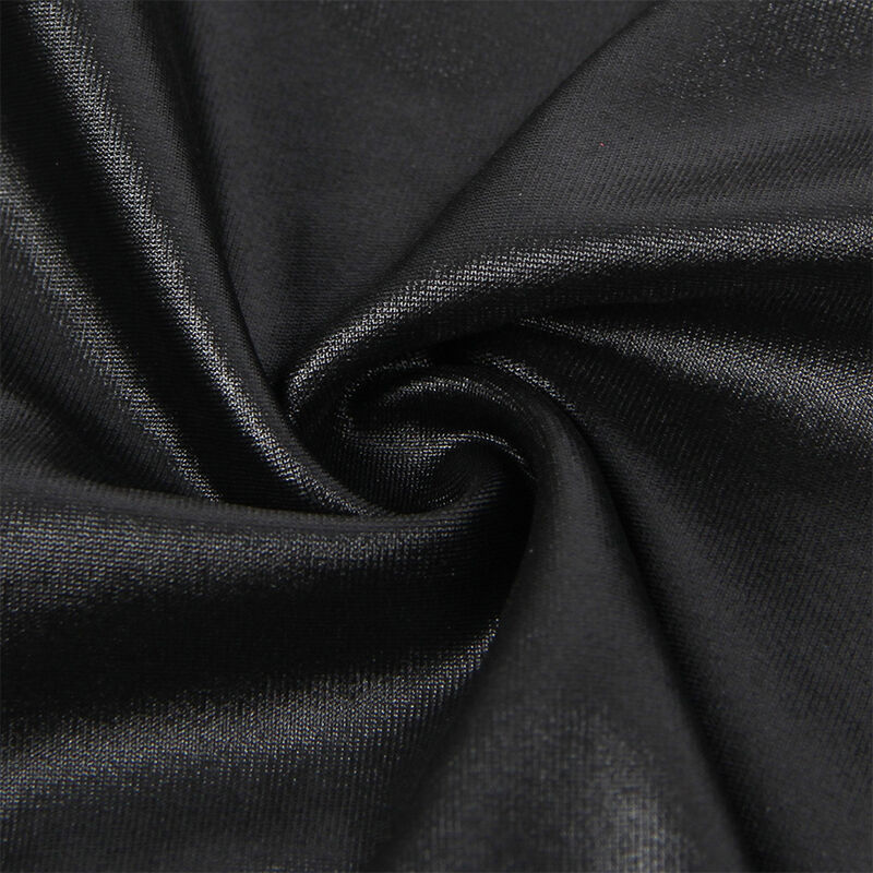 robe-noire-fetish-sangles-bras.5