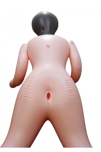 poupee-gonflable-europeenne-avec-3-trous-et-vrai-visage-3d-bruksela (1)