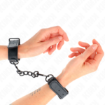 menottes-noir-bdsm-fines3