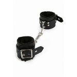 menottes-fourrure-cadessables-noires